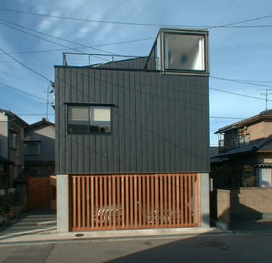黒田町の家